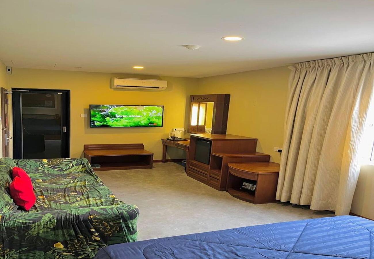 Oyo 517 Aladdin Hotel 88/99