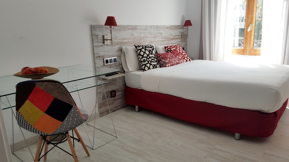 Dreamkeys Apartments and Suites 24/76