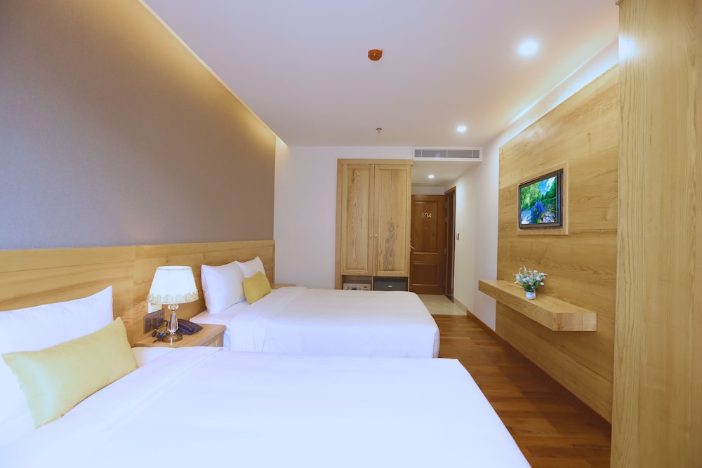 Sunny Ocean Hotel & Apartment 27/71