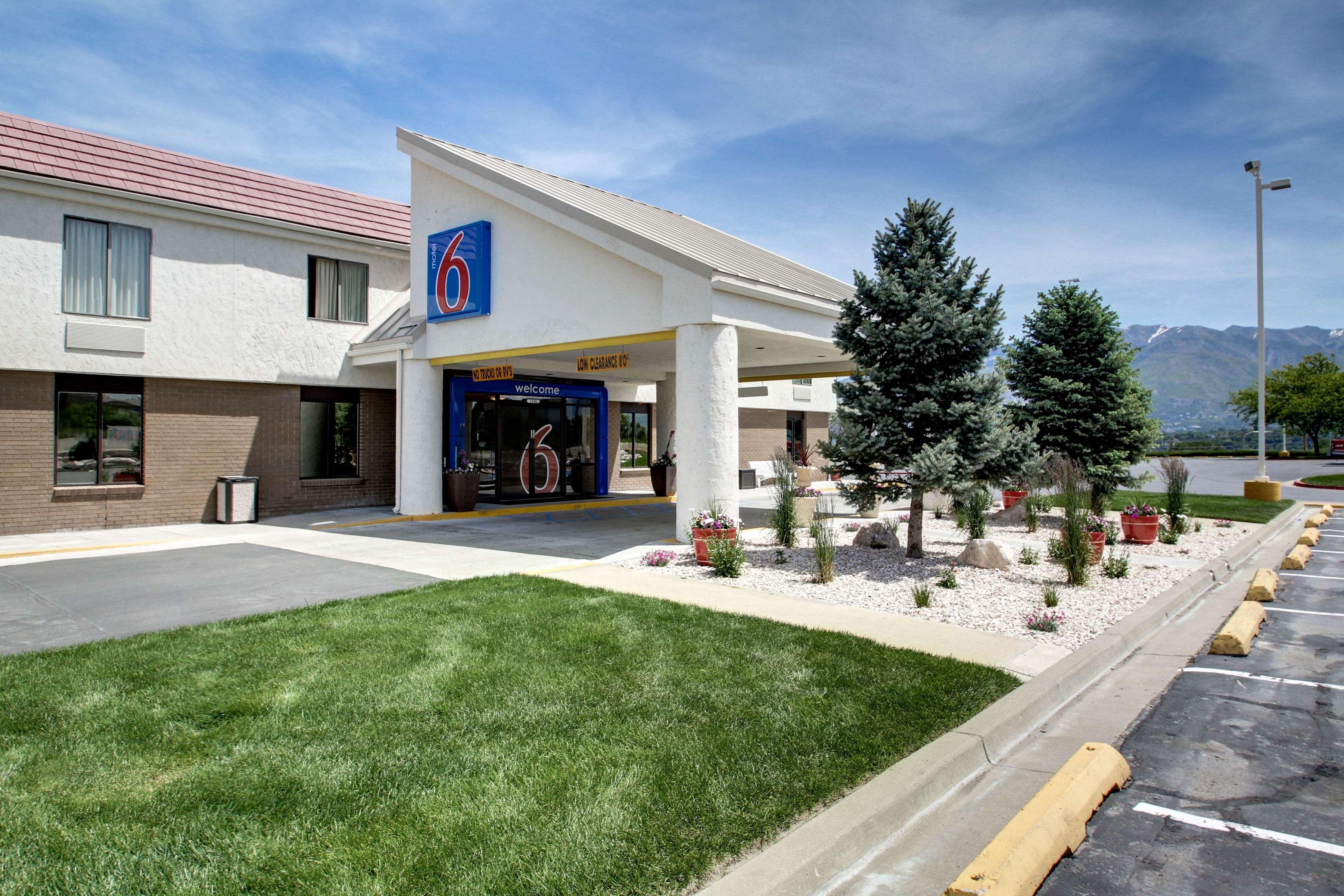 Motel 6 Ogden Riverdale secondary