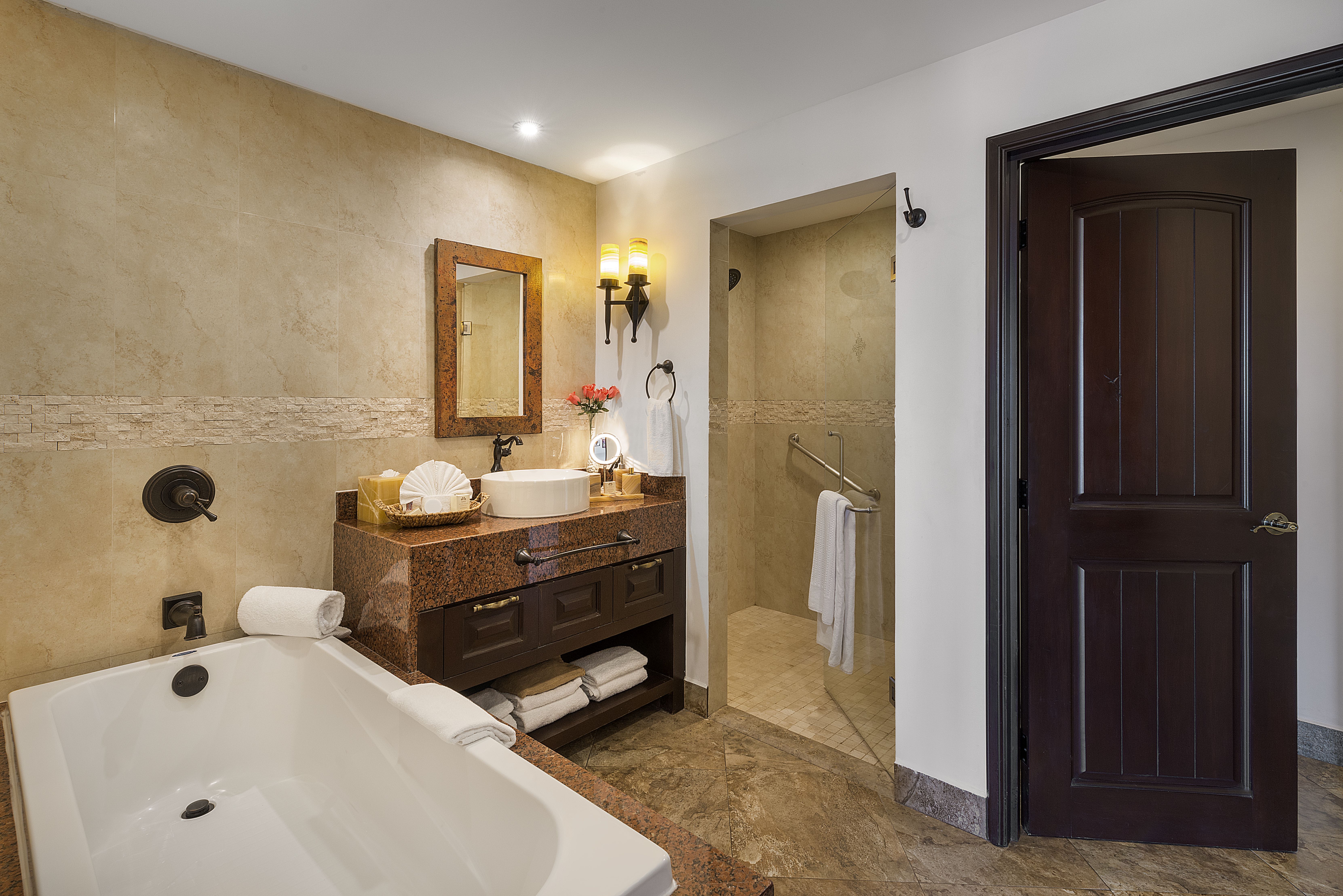 2 Bedrooms, Encanto, Suite