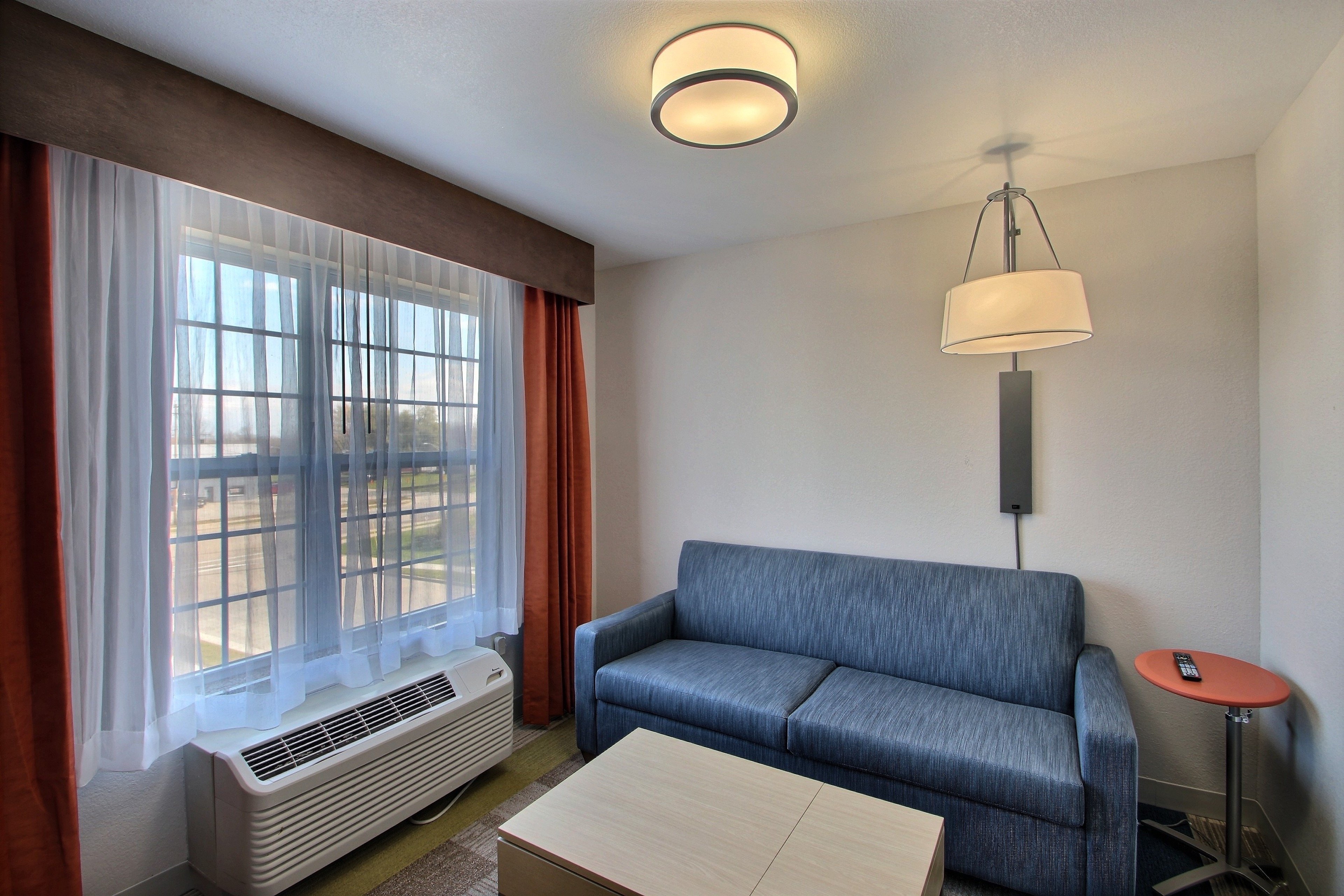 Holiday Inn Express Hotel And Suites Milwaukee Airport 57/74
