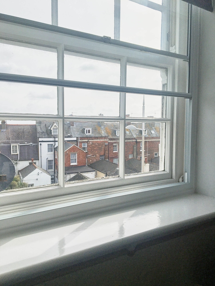Olivers Guest House 18/29