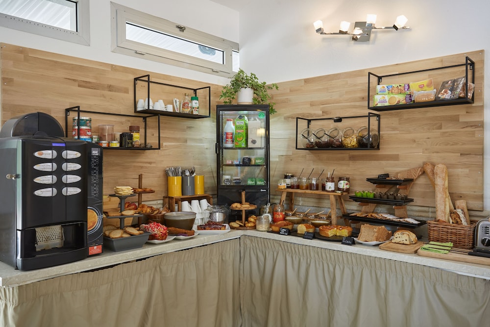 restaurant-cafeteria