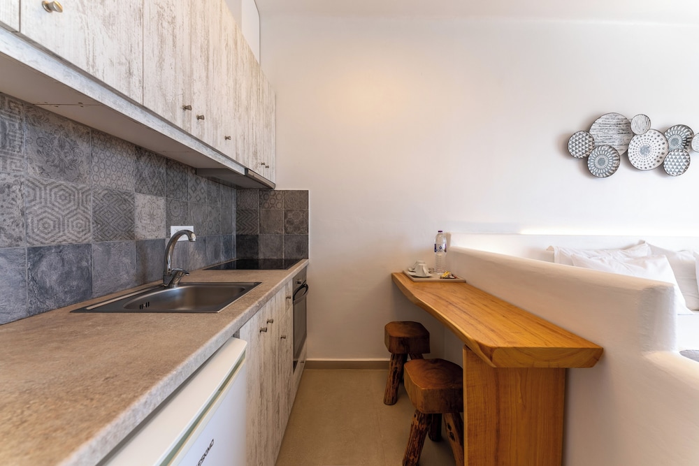 Sea & Stone Residence 5/50