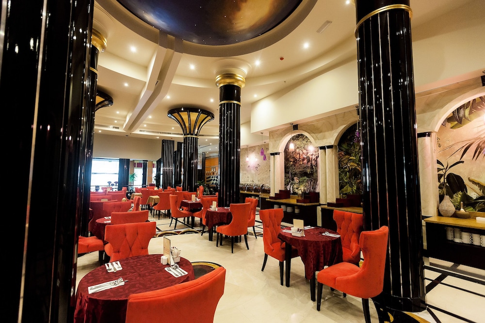 Red Castle Hotel 44/50