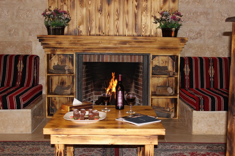 Reston Hotel, Jounieh 8/35