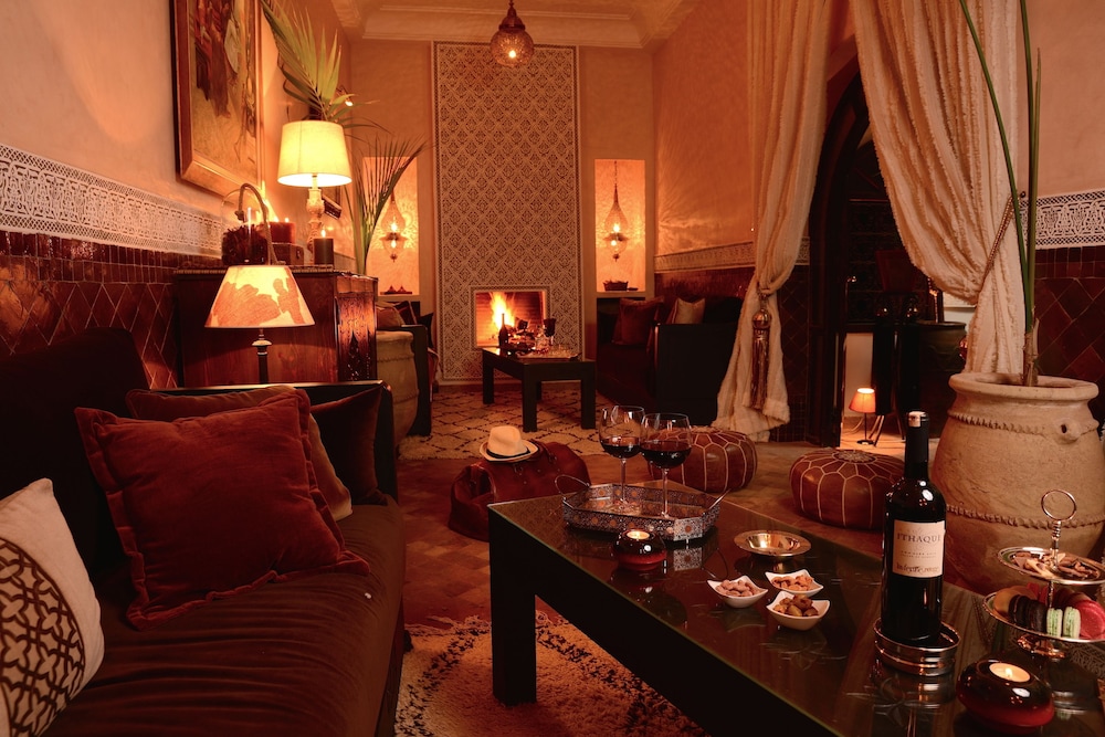 Riad Jona 53/74