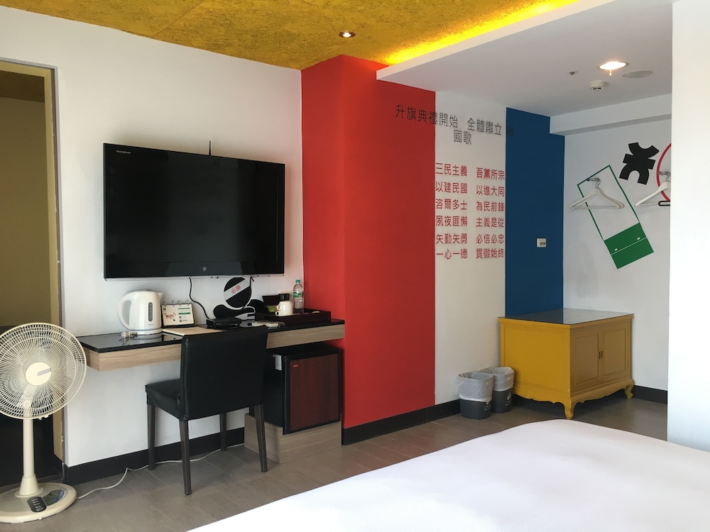 R8 Eco Hotel 23/27