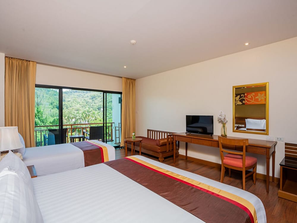 Naithonburi Beach Resort 6/43