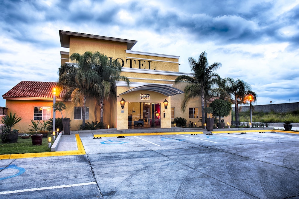 Zar Queretaro Hotel 29/33