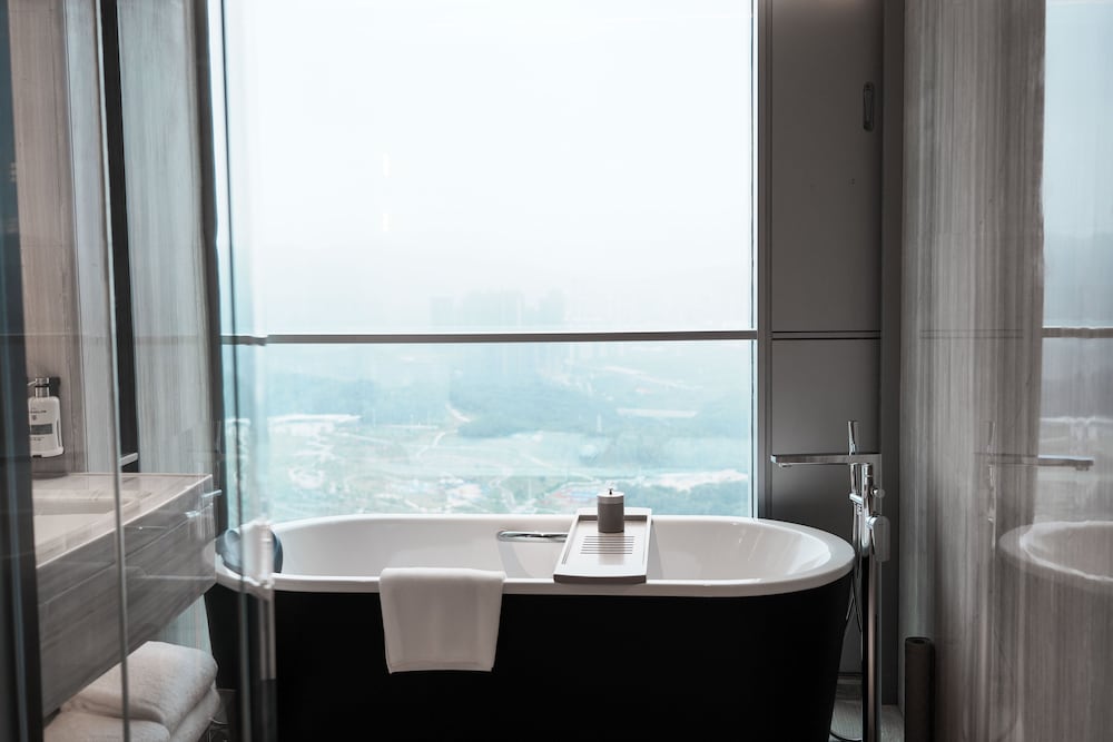 Pullman Shenzhen North 61/63