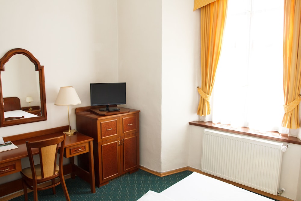 Hotel Adalbert 59/69