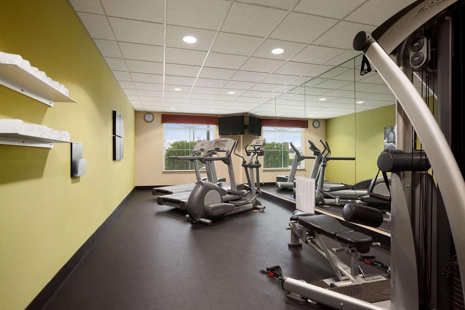 Country Inn Suites By Radisson College Station Tx 13/18