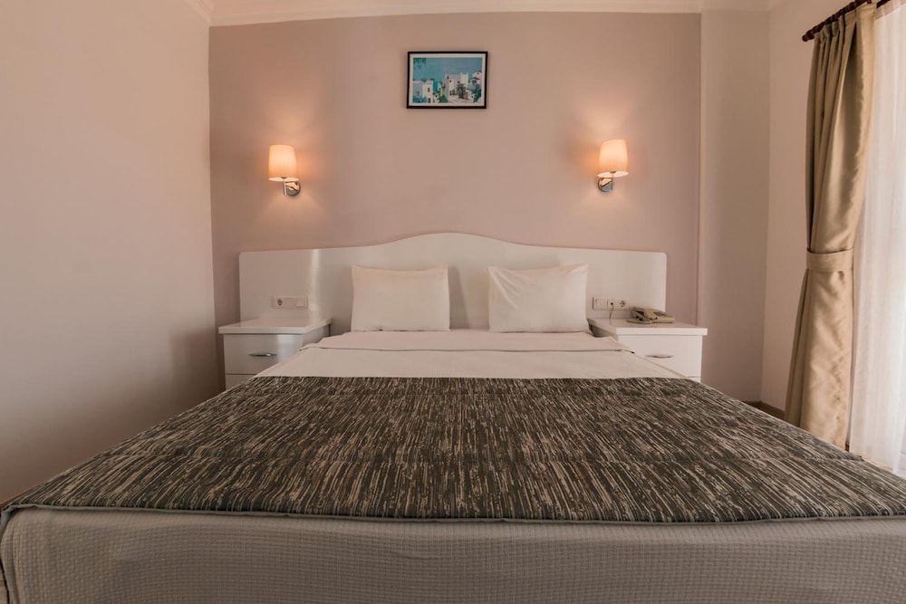 Hotel Karbel 11/50