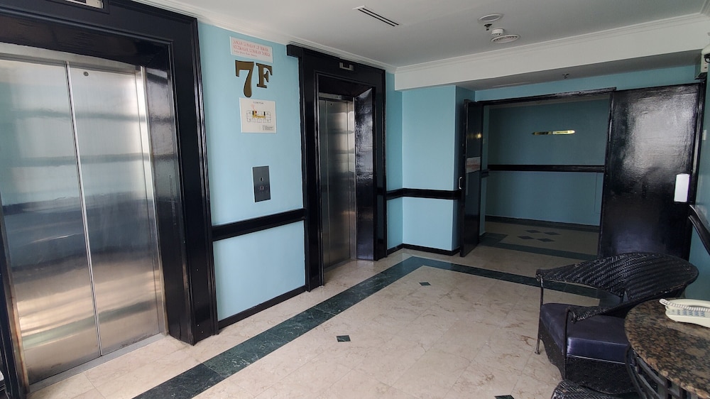 Leisure Cove Hotel Apartments 37/50