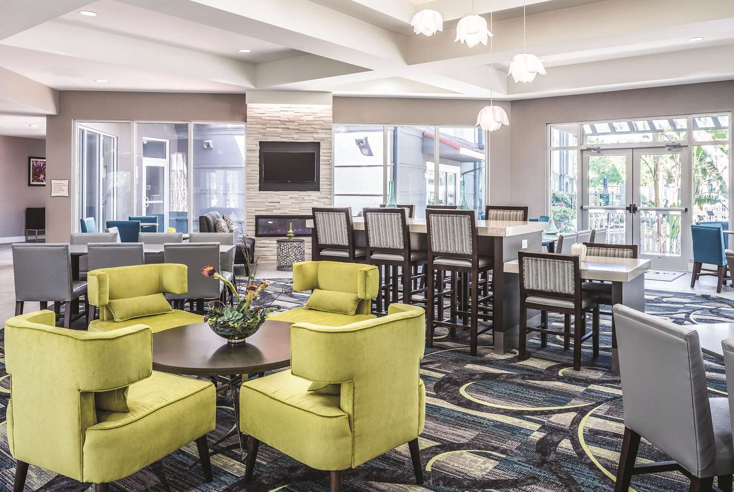 La Quinta Inn & Suites by Wyndham Orlando Lake Mary 15/20