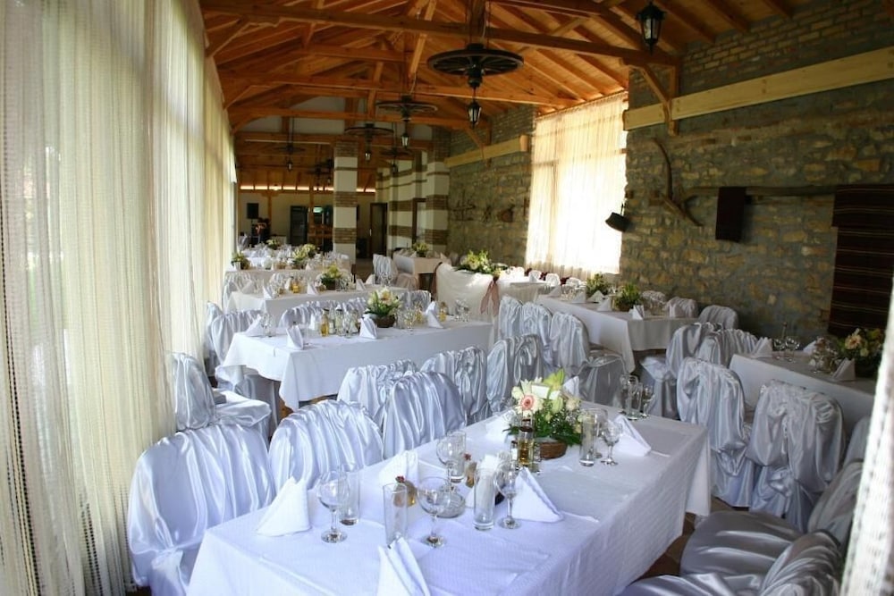 ECO HOTEL IMENIETO 6/21
