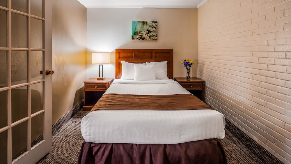 Best Western Adams Inn Quincy-Boston 10/53
