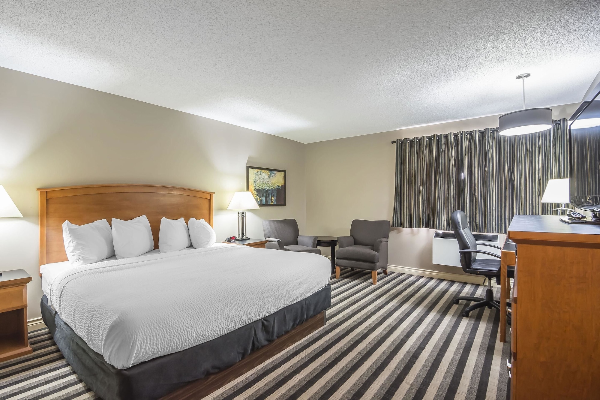 BUSINESS, KING BED