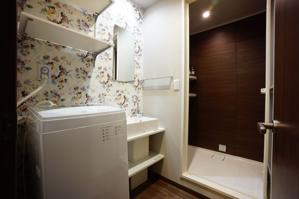 RoNa Hotel 25/25