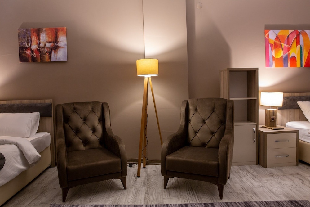 Staron Otel 30/34
