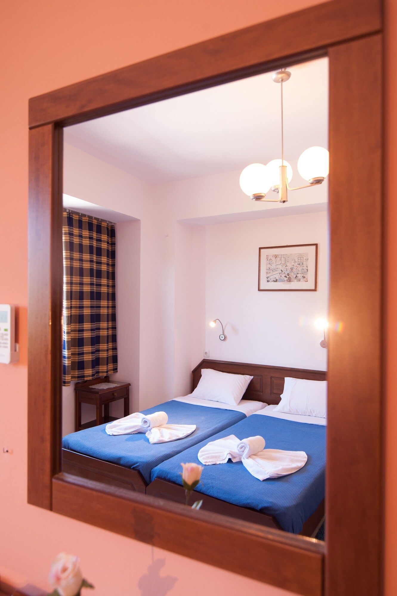 ROOM, TRIPLE, CITY VIEW