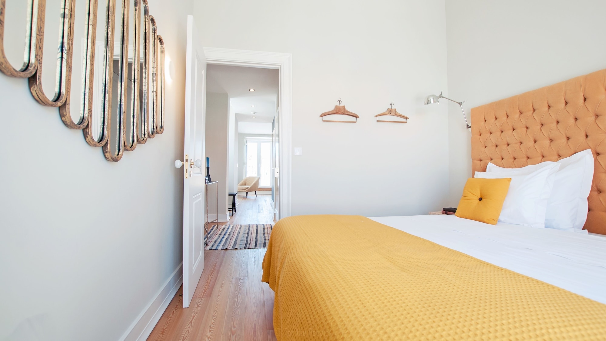 3 BEDROOMS, APARTMENT, RIVER VIEW, TERRACE