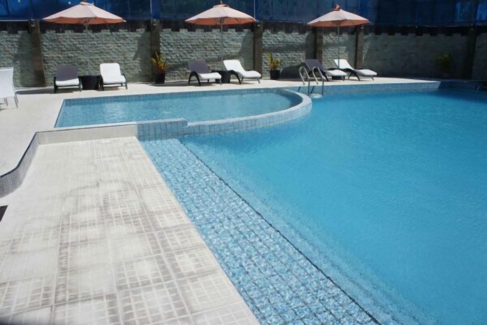 Sylvia Hotel Maumere 34/57