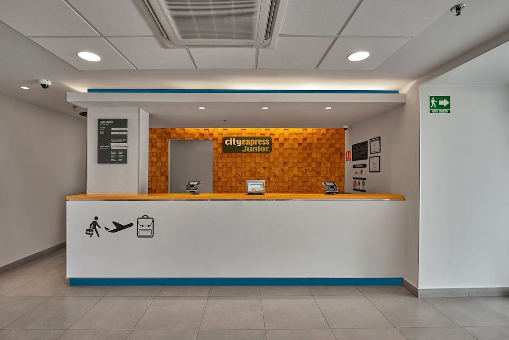 Lobby at City Express Junior by Marriott Mexicali, MEXICALI