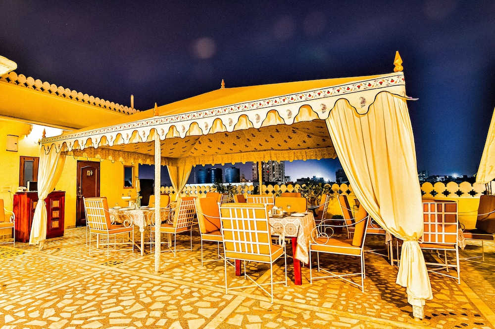 Harsoli Haveli 26/31