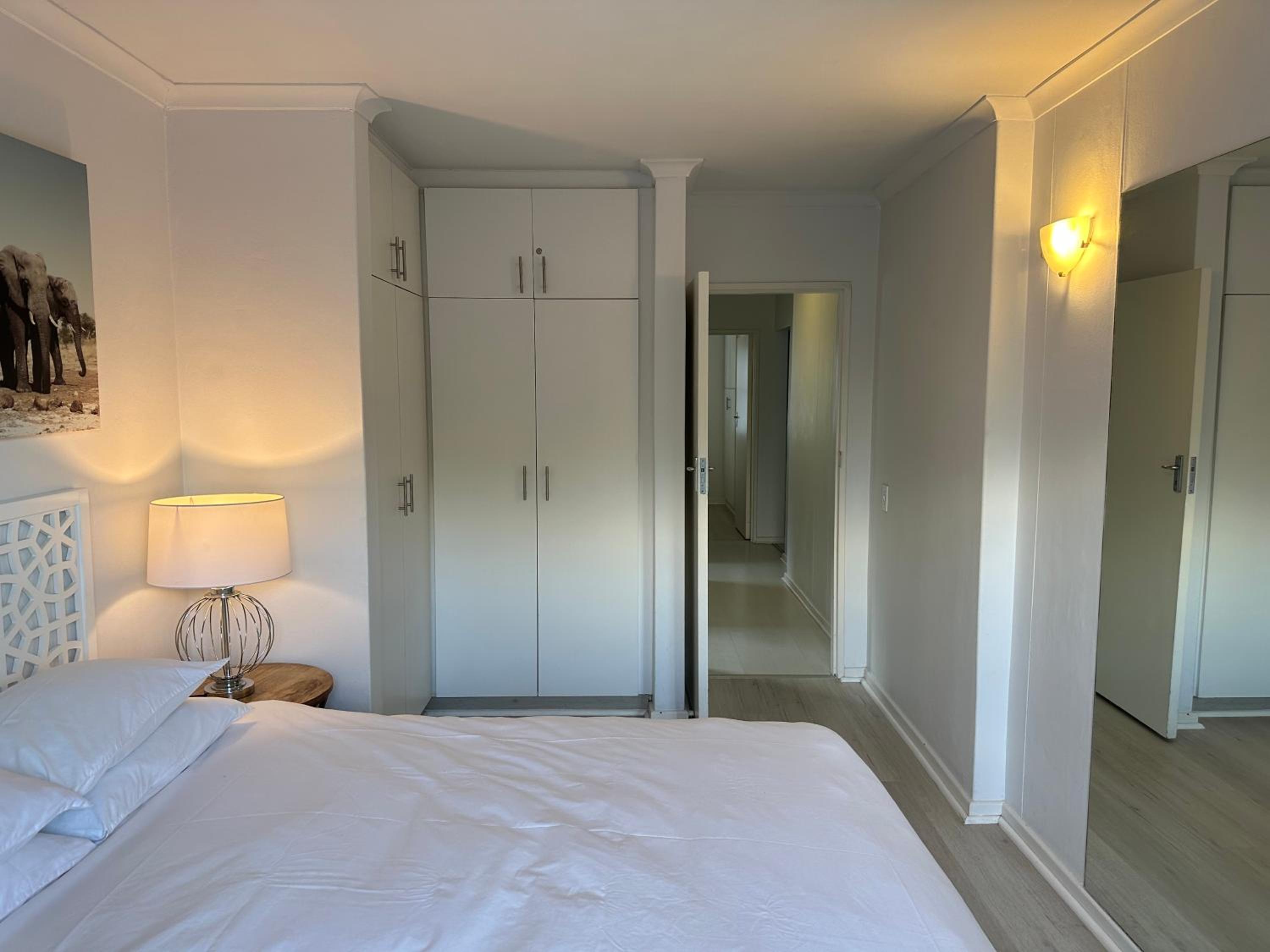 De Waterkant Piazza Apartments 7/44