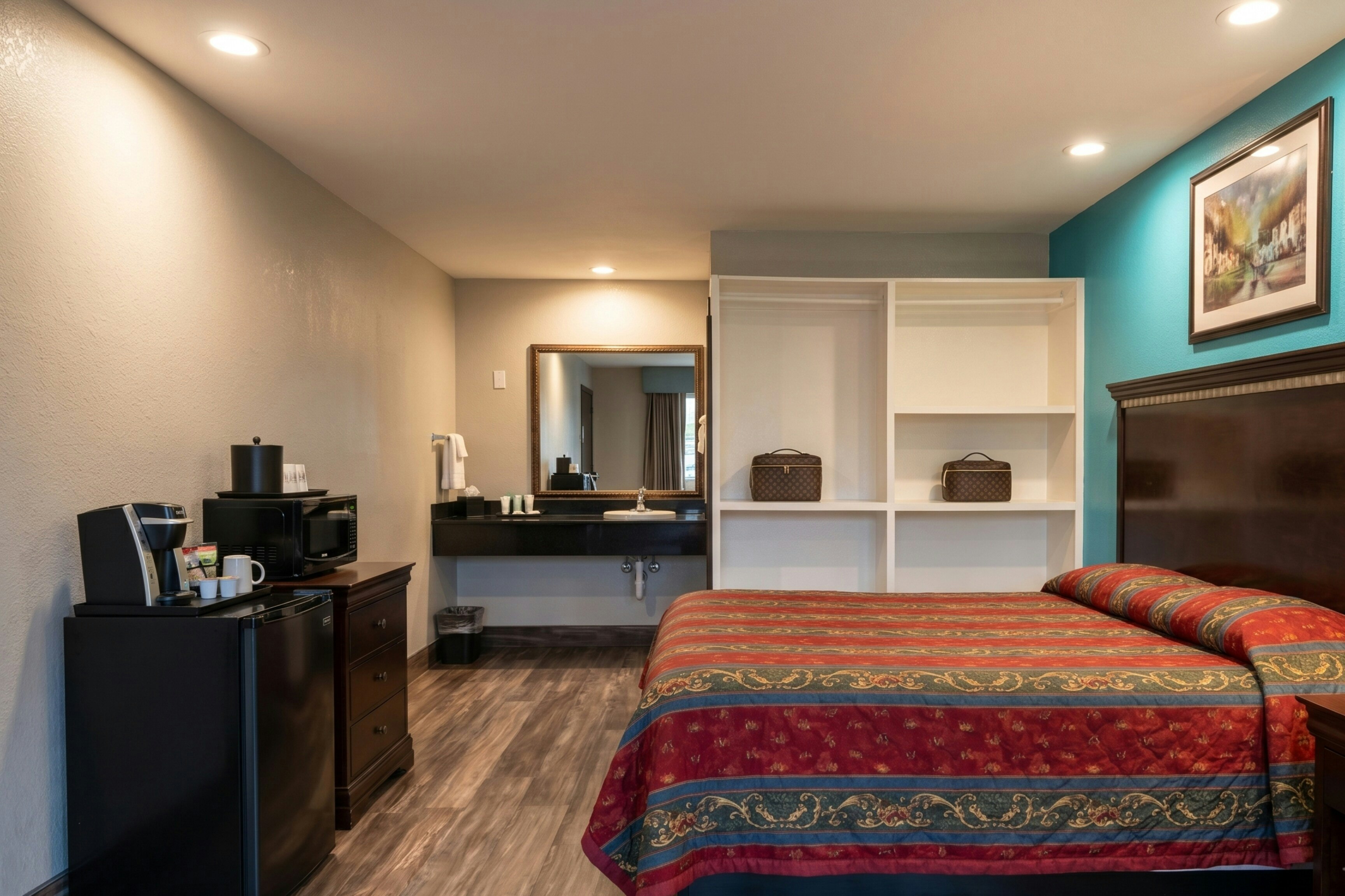 OYO Deluxe Inn 13/20