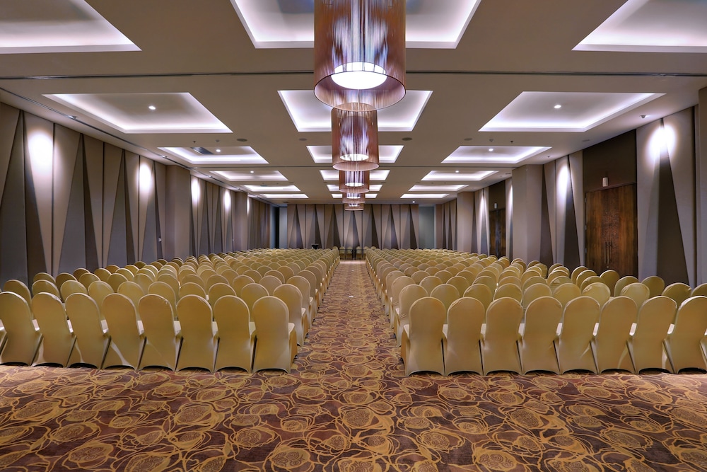 Aston Inn Mataram 57/65