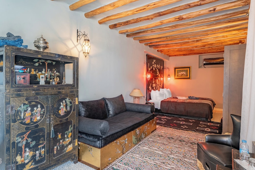 Riad Yamina 52 36/50