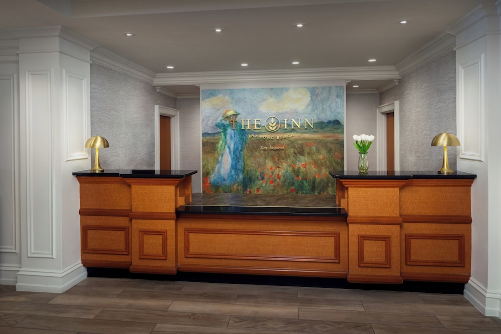 Holiday Inn Express Long Beach 14/63