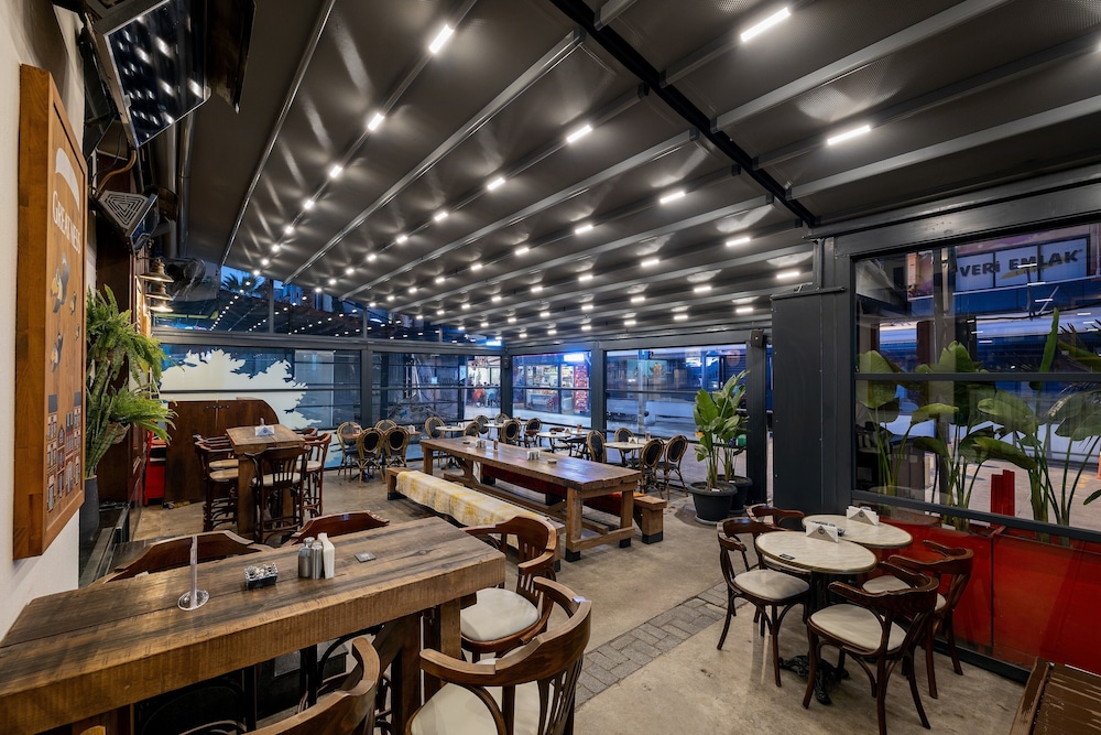 Hay Hotel Alsancak 40/50