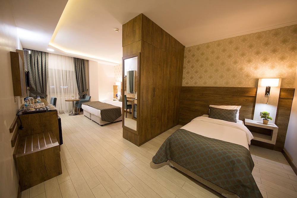 WHITE STAR HOTEL 12/49