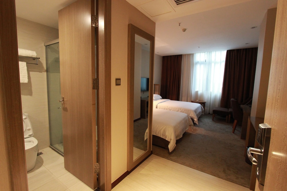 GUANGZHOU BOYI HOTEL 47/50