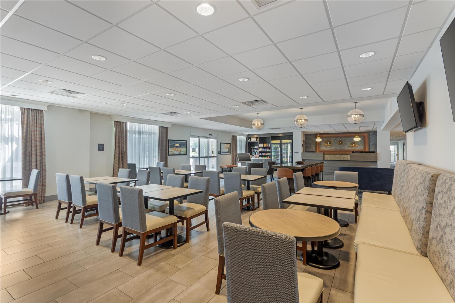 Best Western Plus Hershey 29/38
