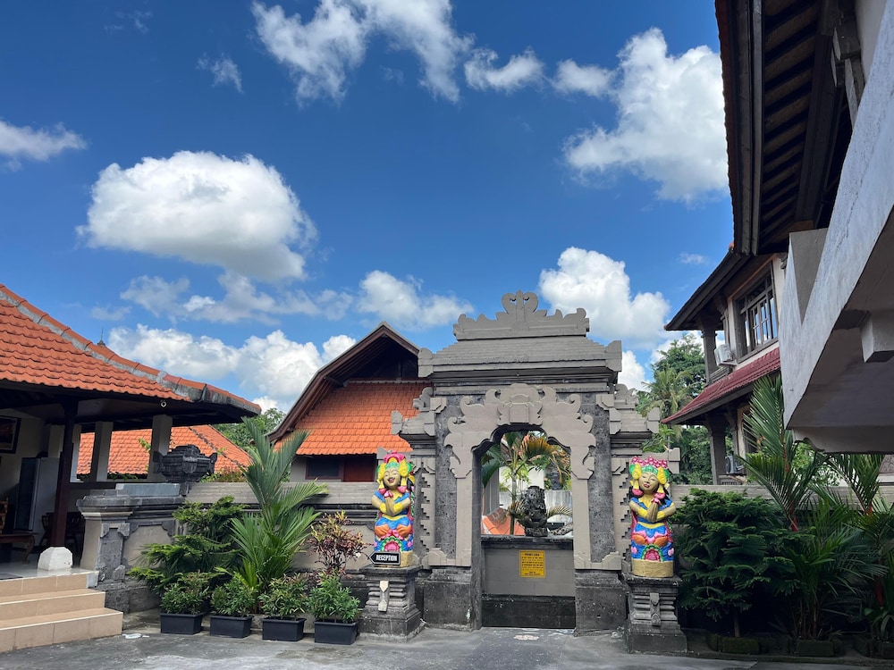 Pande Permai Bungalows 4/47