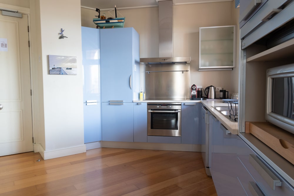The Majestic Apartment 24/50