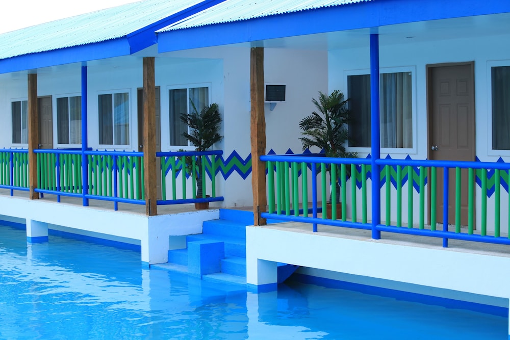 Coron Underwater Garden Resort 7/54