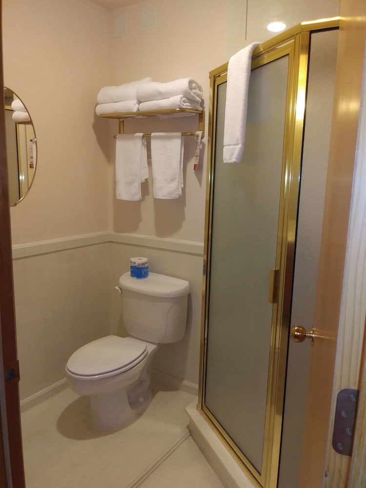 Surestay Hotel By Best Western Twin Falls 10/28