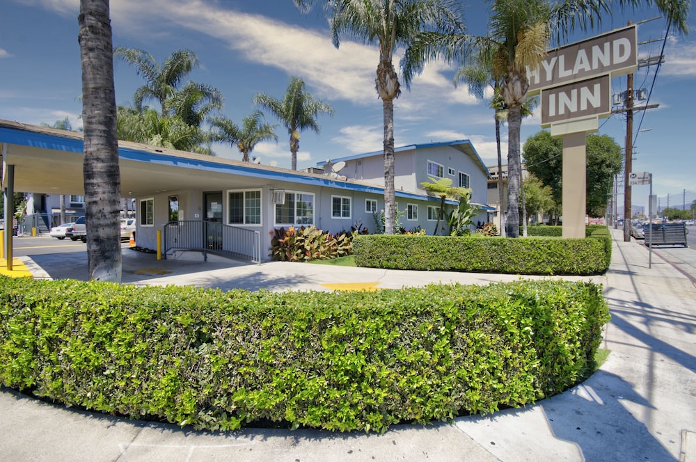 Hyland Motel Van Nuys 42/50