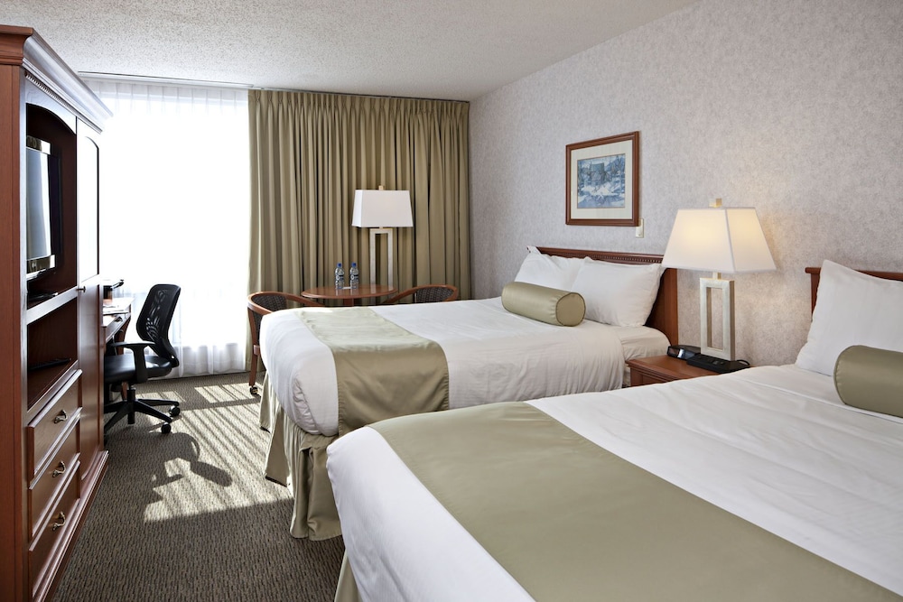 Carriage House Hotel Conference Centre 15/50