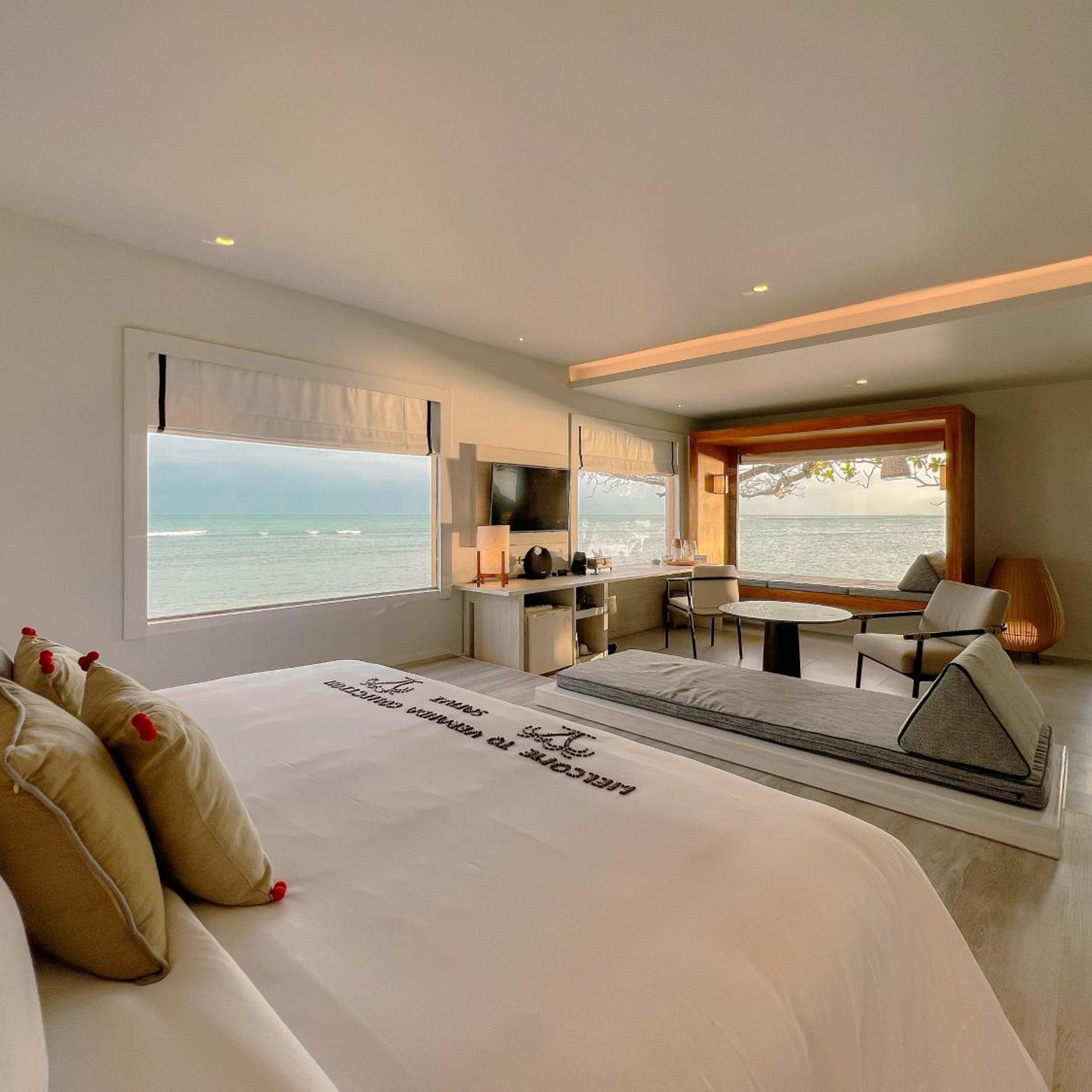Exclusive, Beach Front, Plunge Pool