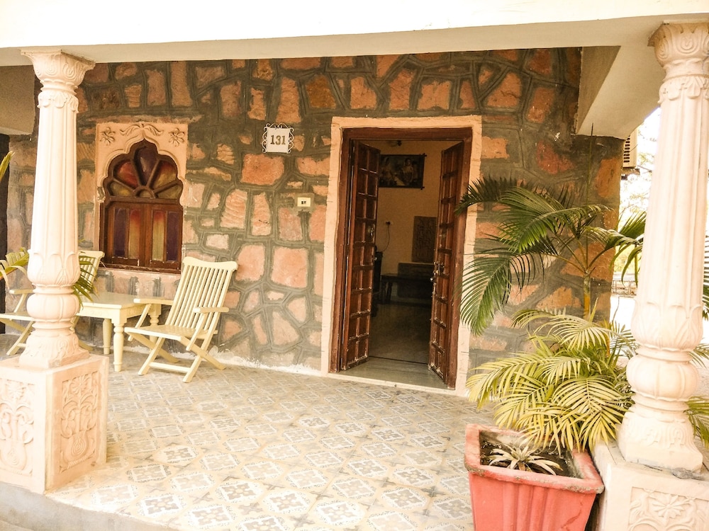 The Pushkar Bagh 1/27