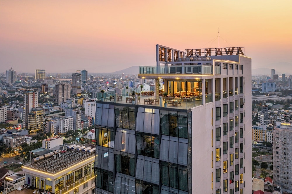Awaken Danang Hotel 2/48