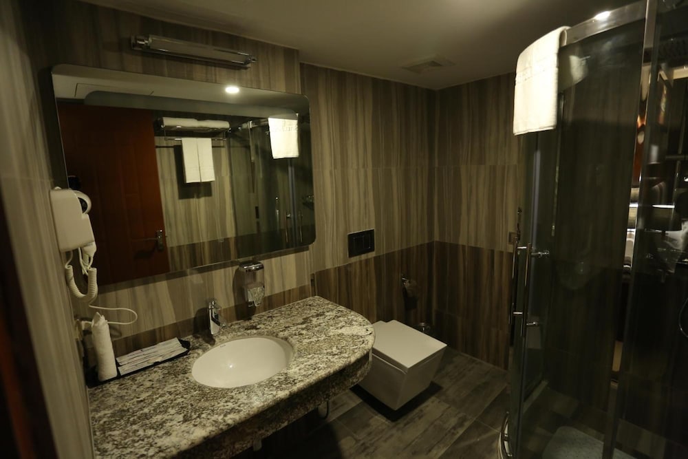 Zabeer Hotel International 47/50